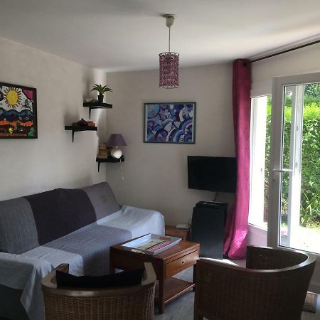 Appartement Proche Mer Avec Jardin Ensoleille Houlgate Exterior photo