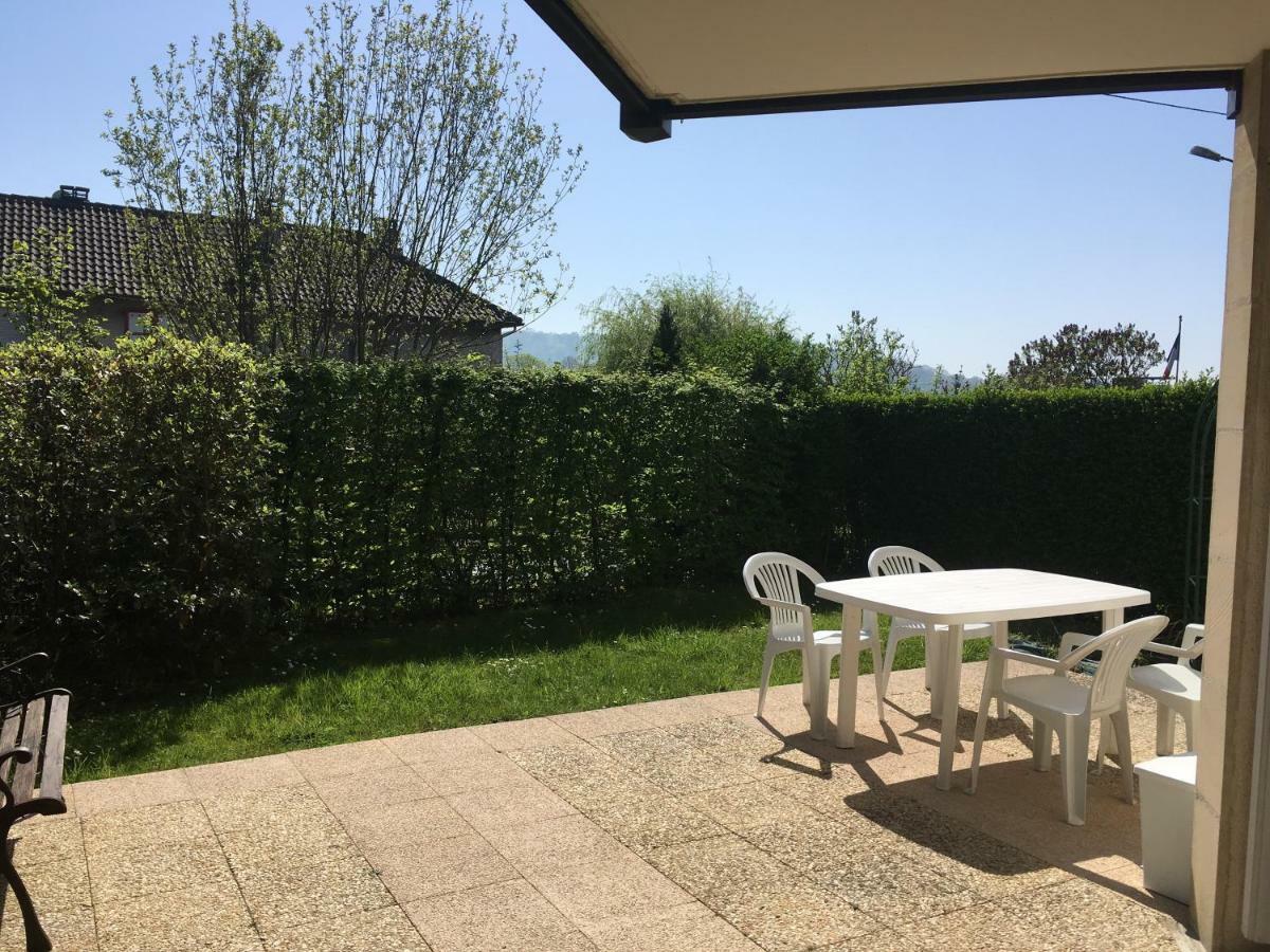 Appartement Proche Mer Avec Jardin Ensoleille Houlgate Exterior photo